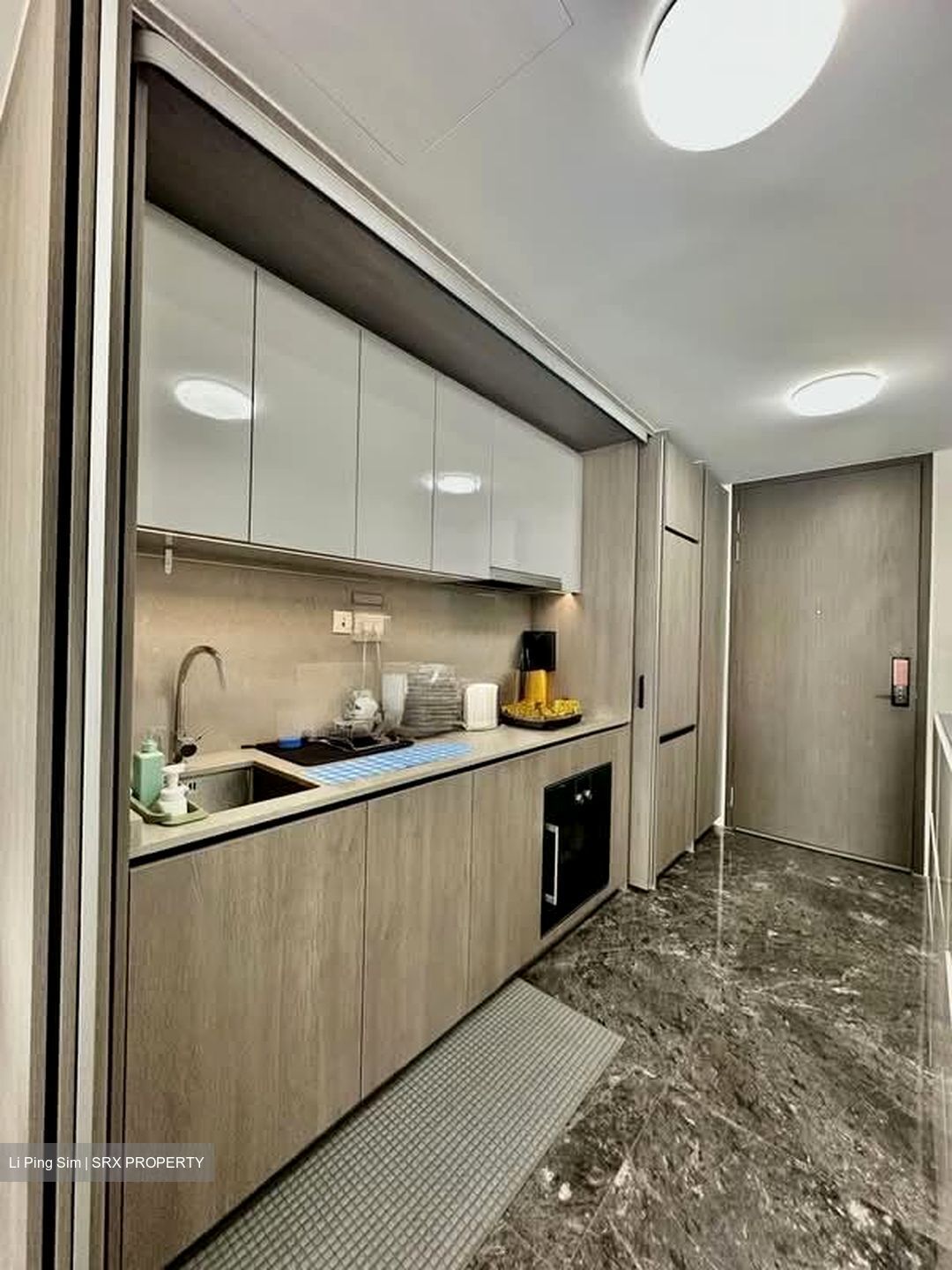Avenue South Residence (D3), Apartment #566380861